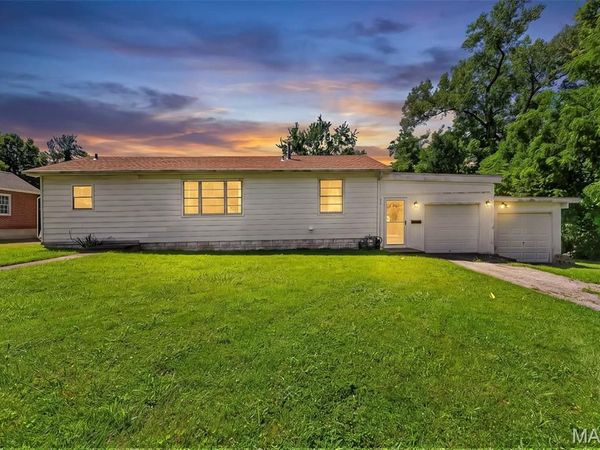 38 S 86th Street , Belleville, IL 62223