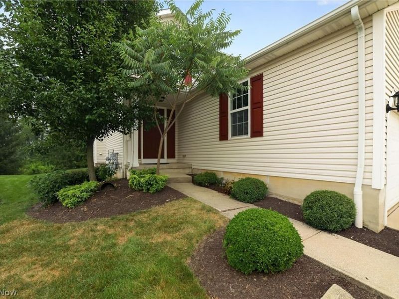 9995 Beverly Lane, Streetsboro, OH 44241 Photo 3
