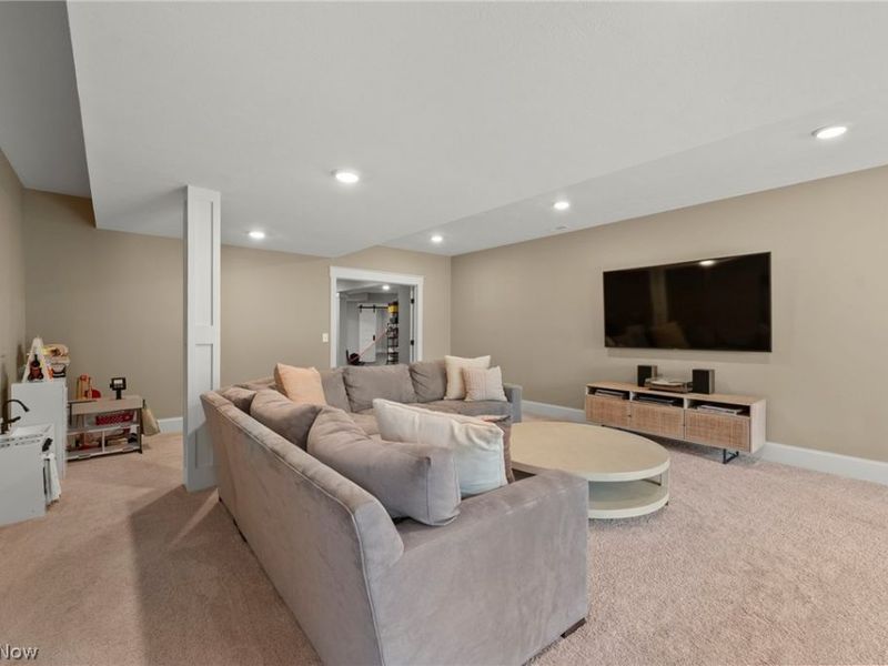 2367 Hearth Hill Lane, Wadsworth, OH 44281 Photo 32