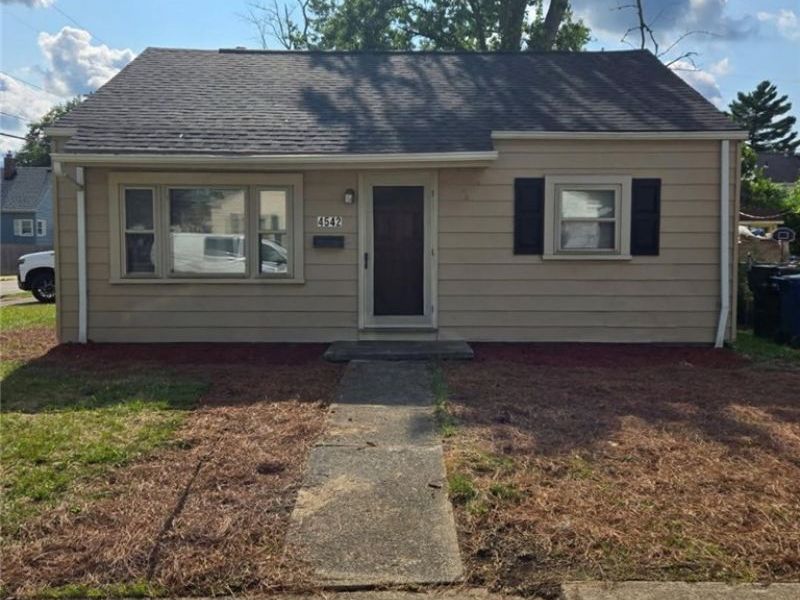 4542 W 172 Street, Cleveland, OH 44135 Photo 1