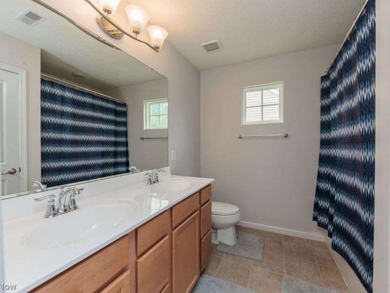141 Fenwick Drive, Brunswick, OH 44212 Photo 16