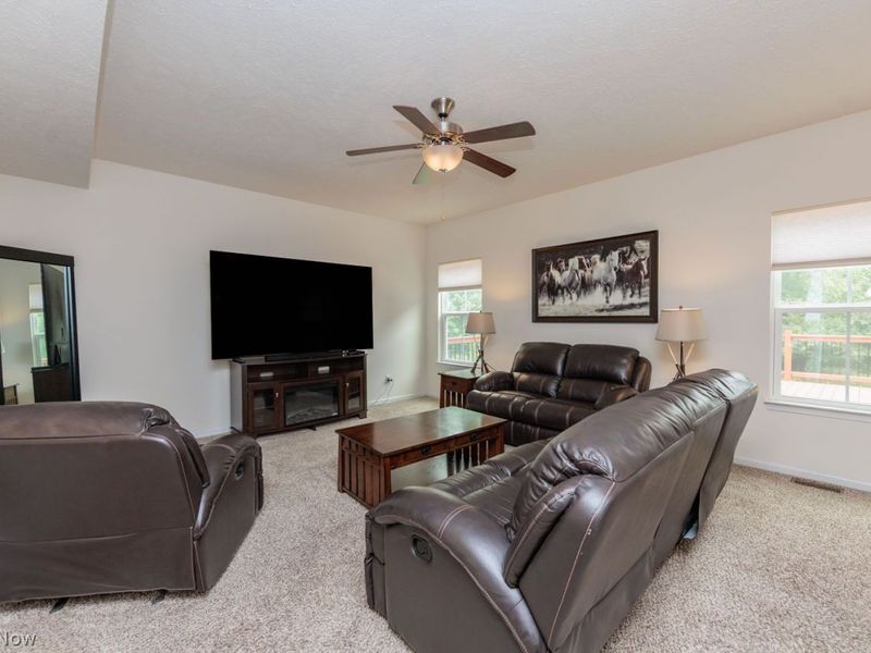 141 Fenwick Drive, Brunswick, OH 44212 Photo 4