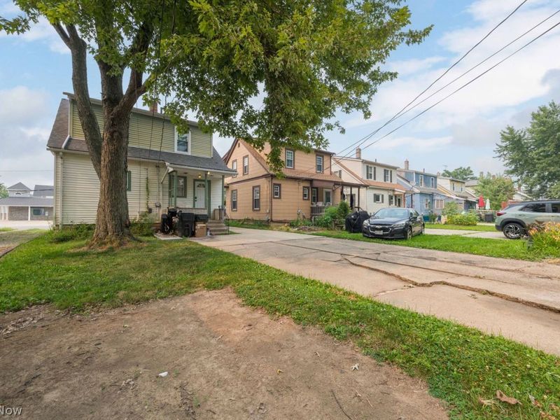 237 E Broad Street, Elyria, OH 44035 Photo 8