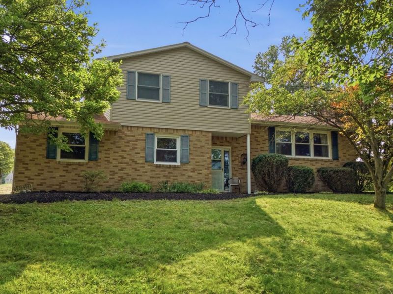 11251 NE Lynwood Drive NE, Magnolia, OH 44643 Photo 1