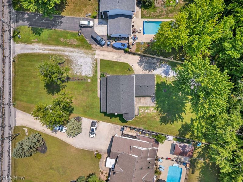 5284 Case Road, North Ridgeville, OH 44039 Photo 3