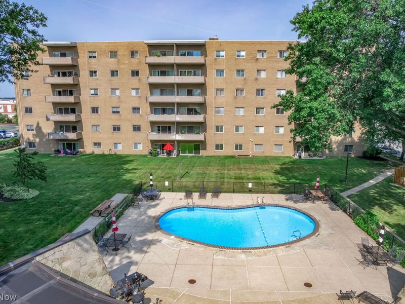 3167 Linden Road, Unit 110, Rocky River, OH 44116 Photo 3