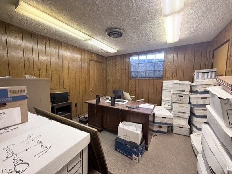 21055 Lorain Road, Cleveland, OH 44126 Photo 29