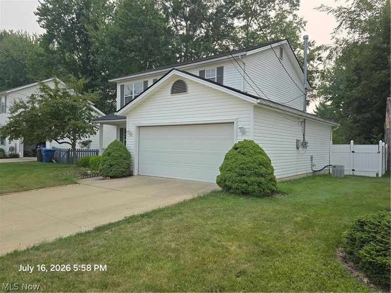 6400 Monroe Lane , North Ridgeville, OH 44039 Photo 3