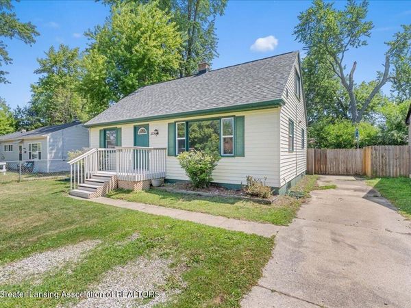 3230 Sheffer Avenue, Lansing, MI 48906