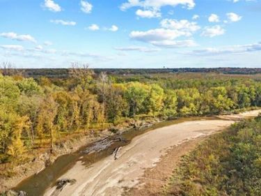 4755 Cold Springs Road, West Paducah, KY 42086