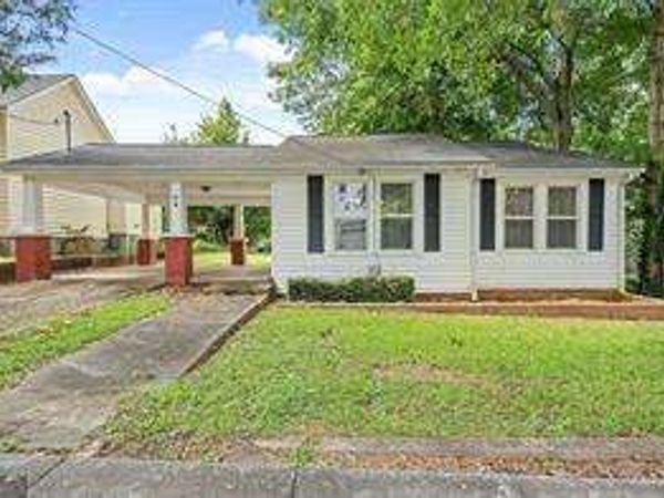 76 Mill St, Tallapoosa, GA 30176