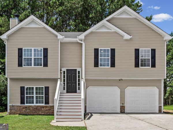 18 Farmington Drive, Temple, GA 30179