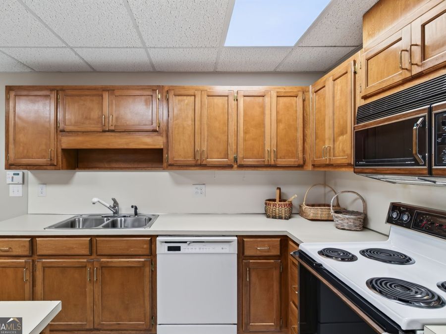 Property Image 128