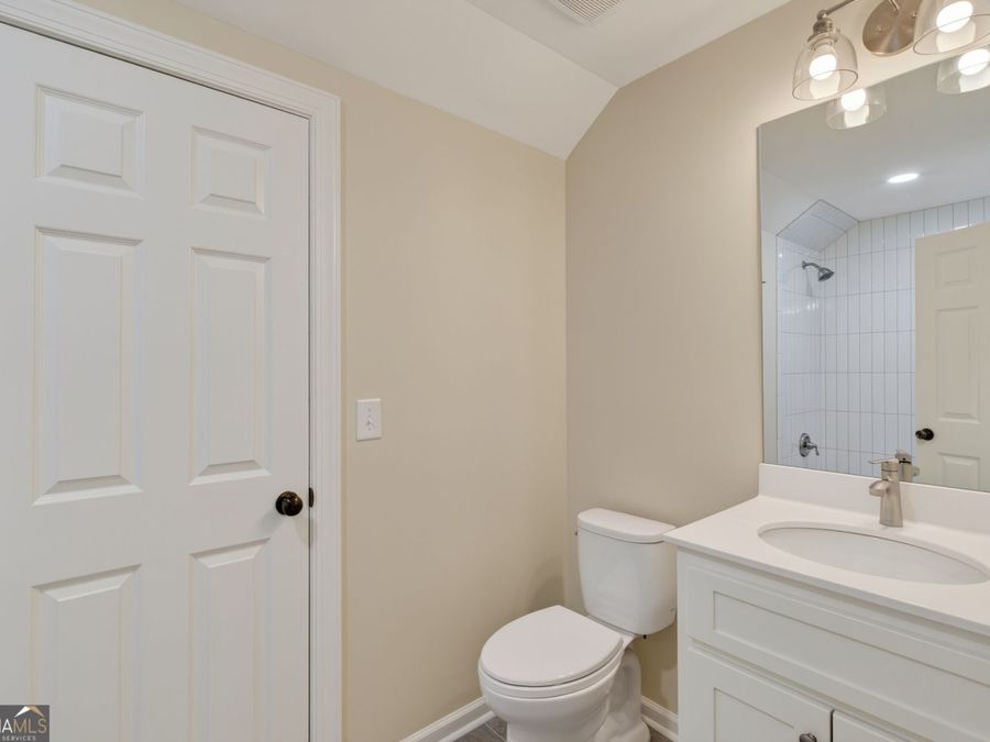 Property Image 144