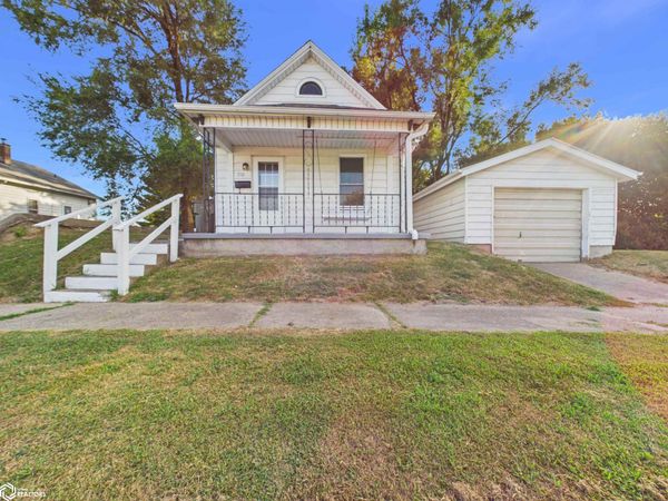 710 Carroll Street, Keokuk, IA 52632