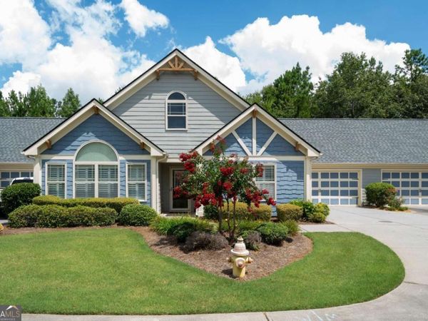 18 Mary Lane NE, White, GA 30184