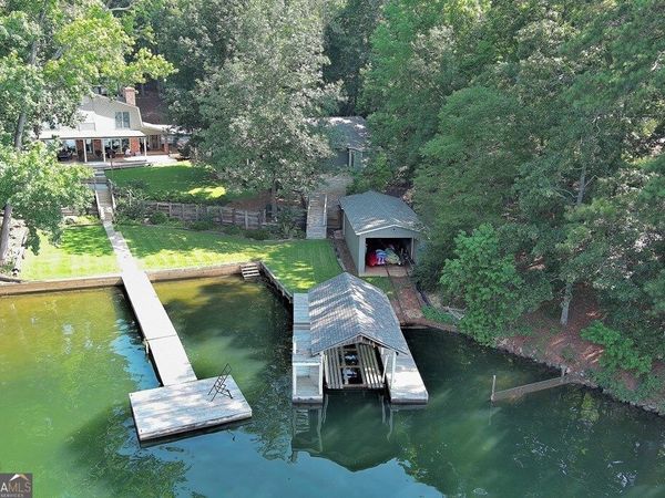 233 Pinetree Road, Hamilton, GA 31811