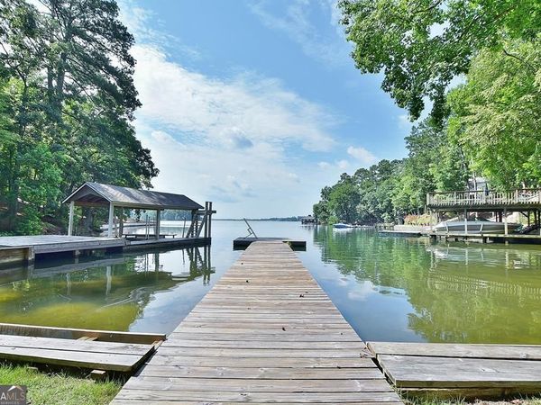 233 Pinetree Road, Hamilton, GA 31811