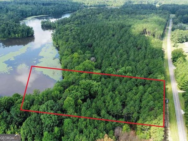 1712 Blue Creek Road, Hogansville, GA 30230