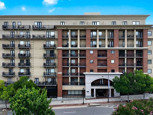 250 W Broad Street, Unit APT 612, Athens, GA 30601
