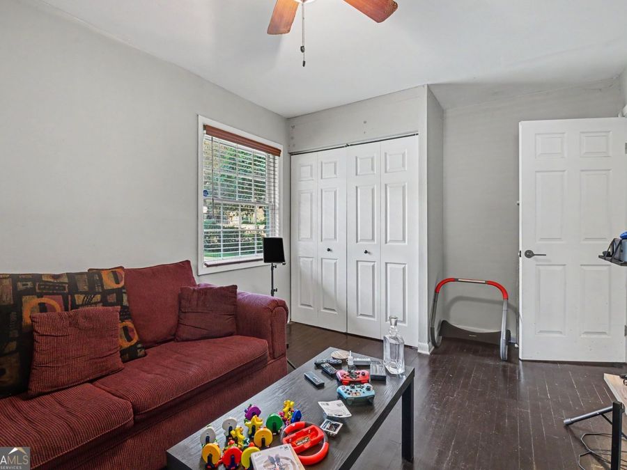 Property Image 11