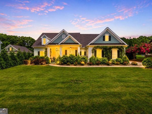 2200 Avalon Drive, Bogart, GA 30622