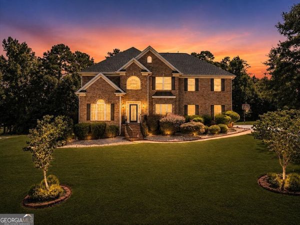2123 SW Crest Wood Drive, Conyers, GA 30094