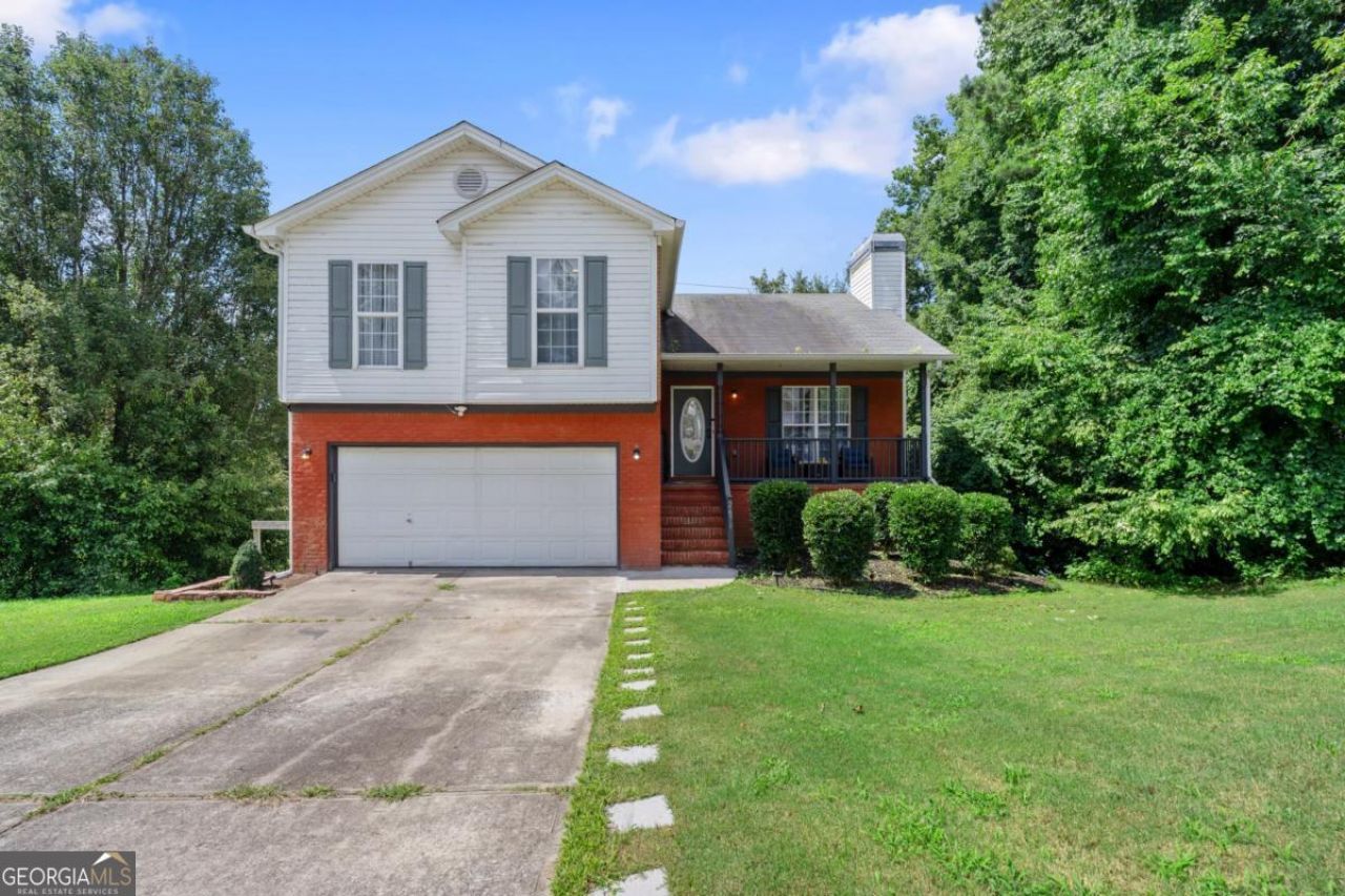 2671 Freemans Walk Path, Dacula, GA 30019 Main Photo