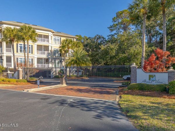 1301 Grand View Drive , St. Simons Island, GA 31522