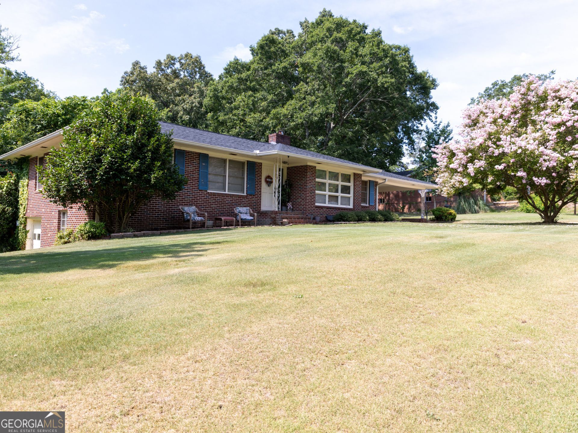 403 Ridgecrest Drive, Elberton, GA 30635 Main Photo