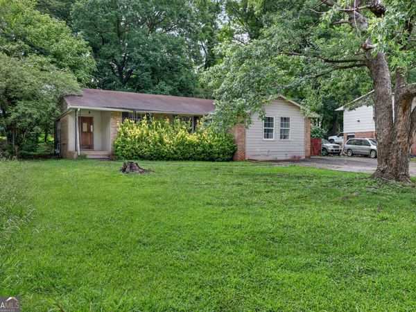 3013 Orbit Circle, Ellenwood, GA 30294