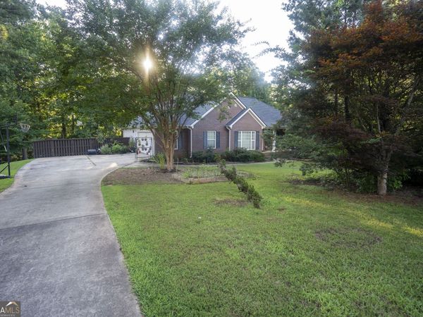 115 Planters Ridge Drive, Lagrange, GA 30240