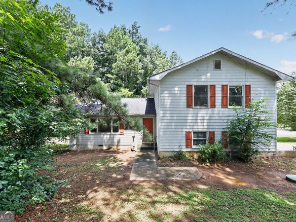 575 Oak Springs Drive NW, Lawrenceville, GA 30043