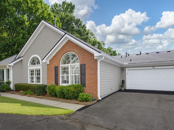 924 Burnt Hickory Circle NW, Marietta, GA 30064