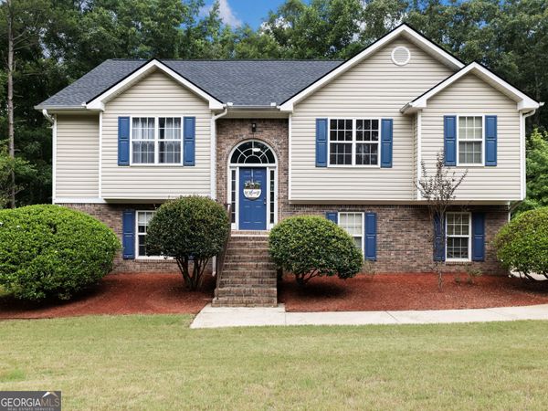 212 Cobblestone Lane, Mcdonough, GA 30252