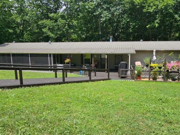 567 Dale Trail, Menlo, GA 30731