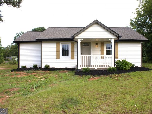 55 Davis McLendon Way, Newnan, GA 30263