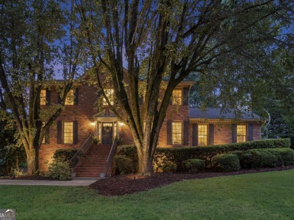 4300 Valleycrest Court, Peachtree Corners, GA 30092