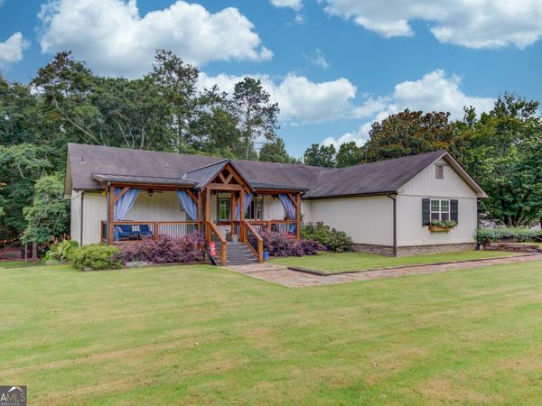 8401 Norris Lake Way, Snellville, GA 30039