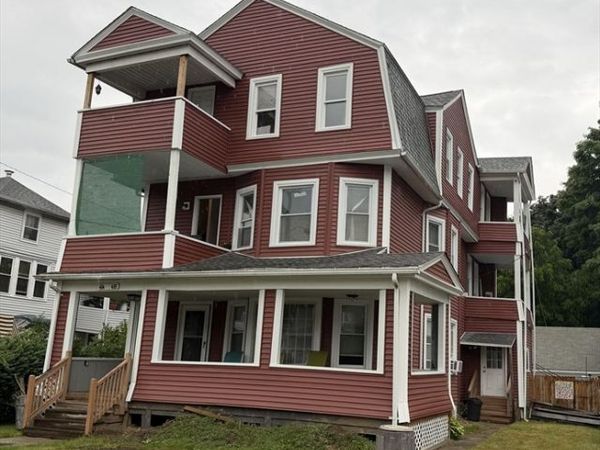 414-416 Hillside Ave, Holyoke, MA 01040