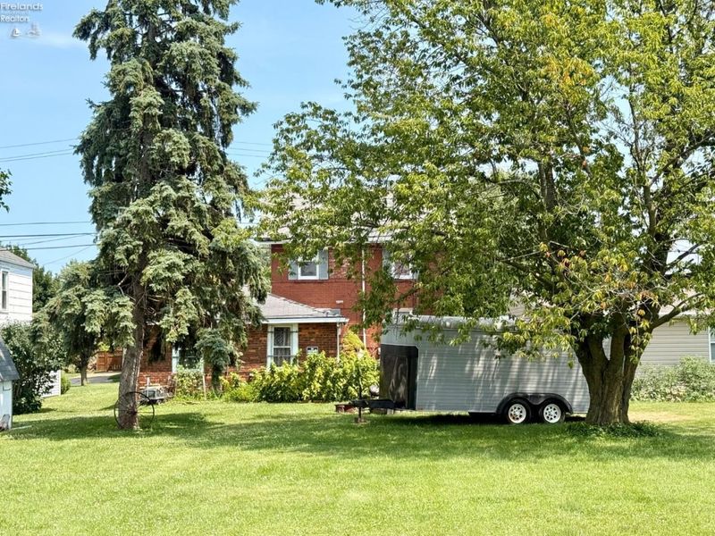 1023 Winnebago Avenue, Sandusky, OH 44870 Photo 13