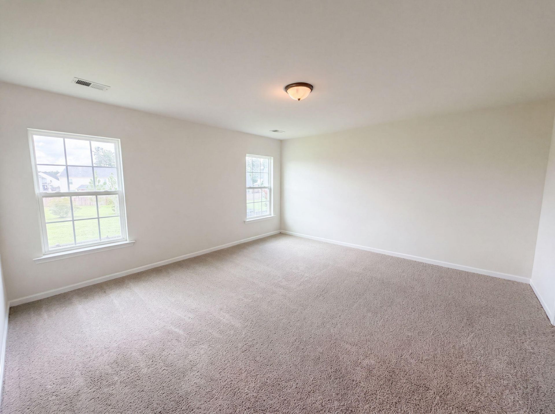 747 Redbud Lane Photo 13