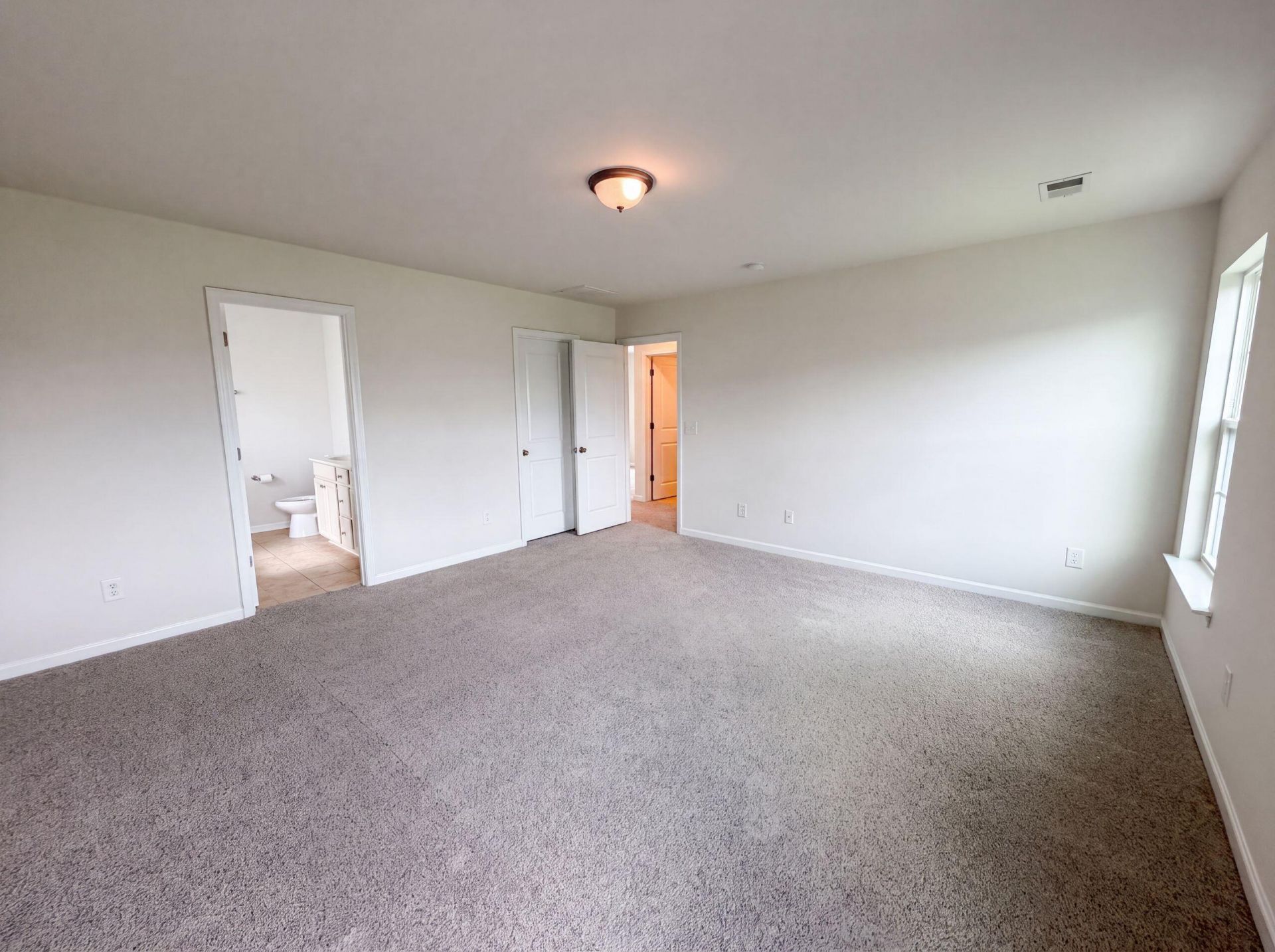 747 Redbud Lane Photo 14