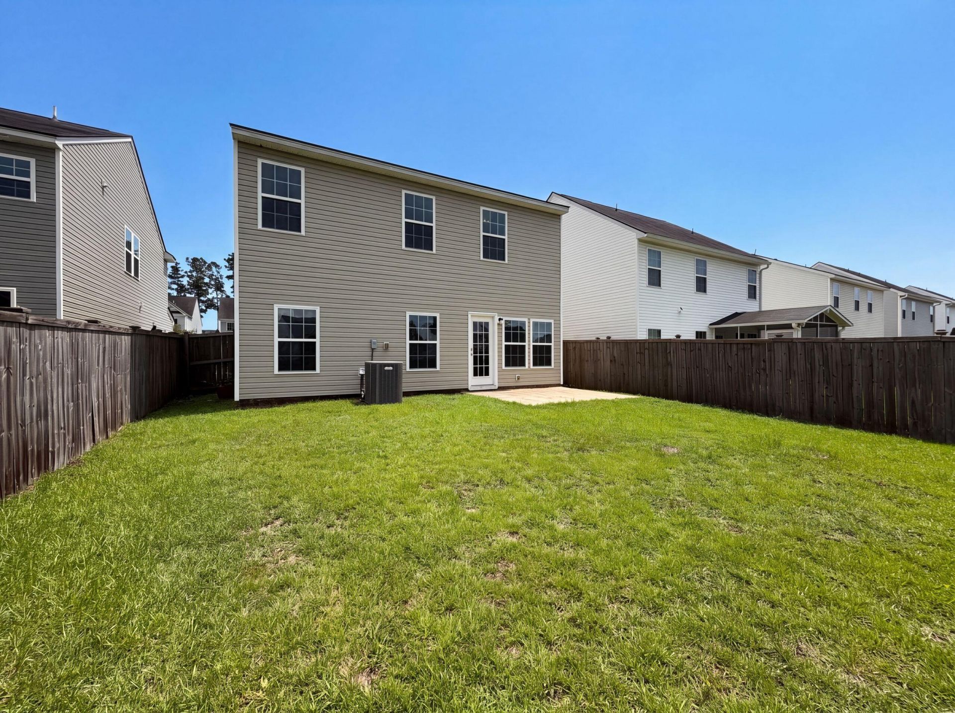 747 Redbud Lane Photo 17