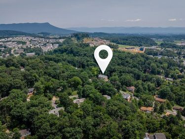 1176 NELSON DR, HARRISONBURG, VA 22801