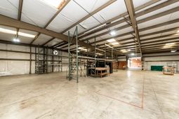 2118 Cosgrove Avenue  photo 4