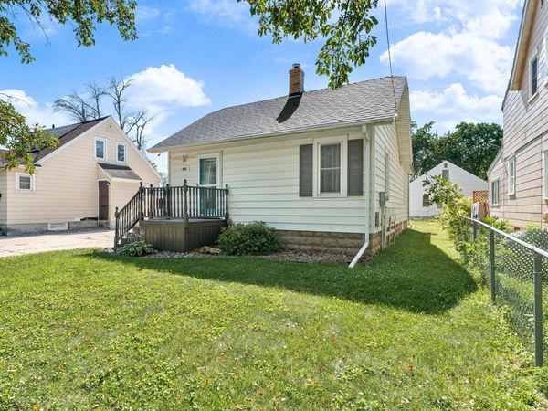 909 11th Street NW, Austin, MN 55912