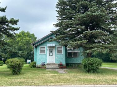 601 11th Street E, Thief River Falls, MN 56701