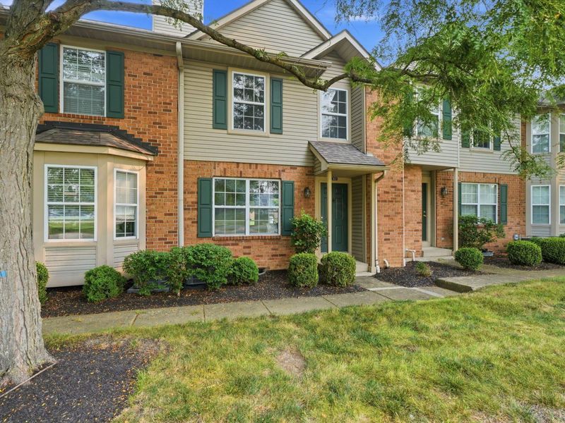 3031 Glenloch Circle , Dublin, OH 43017 Photo 1