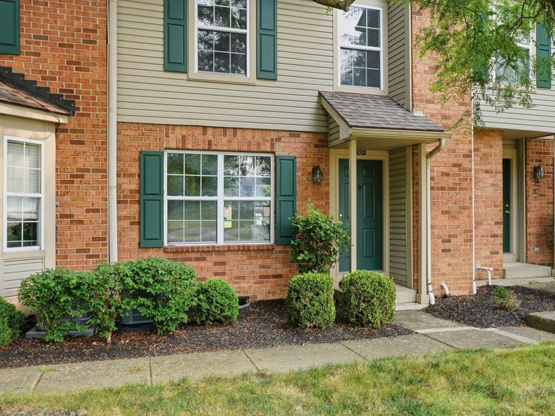 3031 Glenloch Circle , Dublin, OH 43017 Photo 4